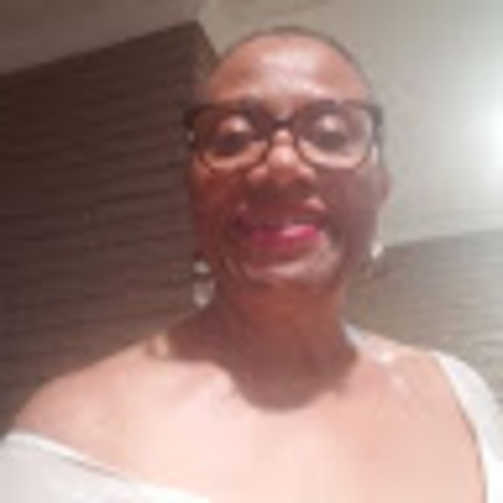 Meet your Posher, Jacqueline
